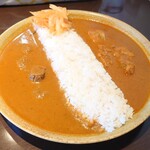 222632508 - 『ダブルカレーサラダ抜き（1100円税込）』（チキン&ビーフ）