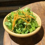 タイ料理バル タイ象 - ・パクチー盛り(L) 750円/税込