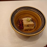 入谷鬼子母神門前のだや - お通しは胡麻豆腐に鰻が入ってる