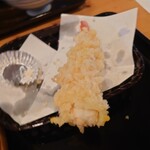 Nanakoshi Honten - 海老は特にサックサクな揚げ具合で
                      食感もプリップリで
                      海老の旨味もシッカリとしてるよねえ❕