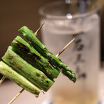厳選焼鳥 一石三鳥 - アスパラ