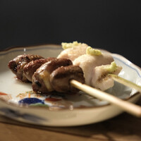 厳選焼鳥 一石三鳥 - ハツ ささみのわさび焼き