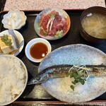 お食事処 道楽庭 - 日替わり定食(秋刀魚)