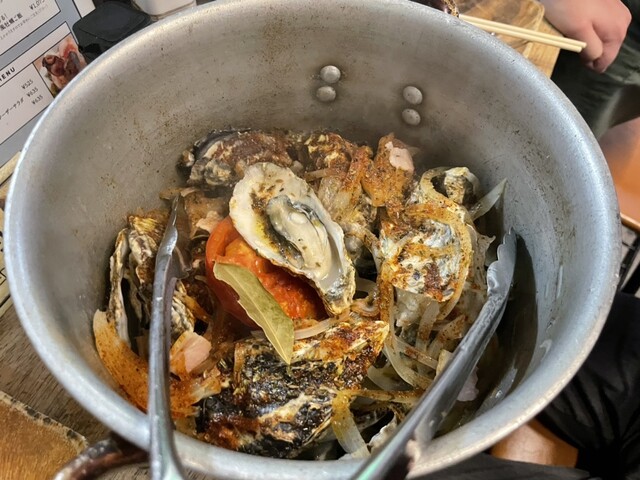 Kaki Goya Laundry photo 3