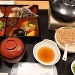 かわせみ本館 - 会席弁当と、湯豆腐