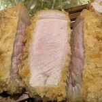 とんかつ ばんぶー - 厚切りロース断面