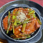 焼肉幸泉 - レバニラ