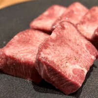YAKINIKU BON'S - 