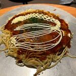 みっちゃん総本店 雅 - テーブルに置いてあったマヨネーズを使って仕上げました。