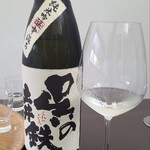 日本料理 TOBIUME - ⑬呉の土井鉄　純米吟醸　酒未来(広島)
      米品種:山形県産酒未来100％、精米歩合:50%