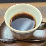 日本料理 TOBIUME - お飲み物③焙煎士:矢澤太輝氏がローストした珈琲豆をブレンドした水出し珈琲(ブラジル豆・グァテマラ豆・東ティモール豆のブレンド)【水:岡垣町の100年以上掛けて自然濾過された天然地下水】