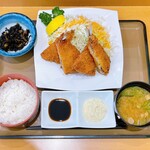 ごはんどころ 穣 - まんぷくアジフライ定食。