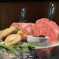 焼肉 牛印 新宿店 - 本日の厳選素材お披露目