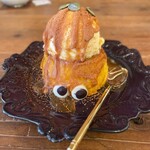 カフェ ブルド - キャラメルパンプキンプディングonアイス650円