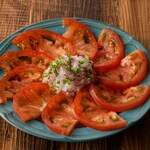 Anchovy salad with fresh tomatoes and onions