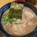 とんこつラーメン 樹々 - ラーメン　880円　(トッピング無し)