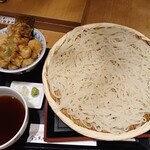 222676762 - 稲庭うどん（冷つけ）と天ぱらめしのセット