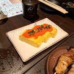 博多野菜巻き串焼き ここにこんね - 玉子に明太子がタップリ