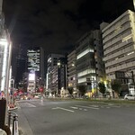 すし玲 - 南青山の街並み