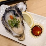 Sushiya Ginzou - 長崎県 諫早湾産　生がきポン酢　３９０円(１個)