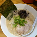 YABAI RAMEN 圭一屋 - 豚骨ラーメン(850円）