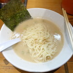 YABAI RAMEN 圭一屋 - 替え玉(100円）を投入して