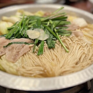 Proud offal Motsu-nabe (Offal hotpot) with special attention to soup stock ◆ Courses perfect for banquets available ◎