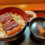 宇奈とと 姫路店 - うな丼・赤だし・フリーしば漬