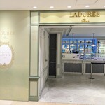 Laduree Salon de the - 