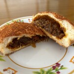 BAKERY YAMAKI - 地獄のカレーパン…税込410円