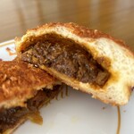 BAKERY YAMAKI - 地獄のカレーパン…税込410円