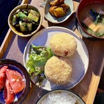 お酒とごはん サンダルキッチン - 【毎週月曜日】ピラティス講師によるカラダに優しい菜食定食の日