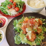 野菜レストラン ショウナン - 黒酢チキン南蛮御膳(サラダバースープ、味噌