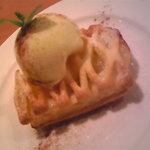 バオバブ - 焼き立てサクサクアップルパイとアイスクリームセット