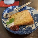 ベリーベリーカフェ - 小さなケーキ付き