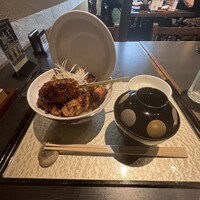 炭焼きうなぎ・かしわ 登河 - 