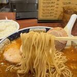 よかろう - カタメオーダーでしっかりコシのある細ストレート麺