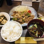 家庭料理居酒屋 よってって - ♪プルコギ定食¥700