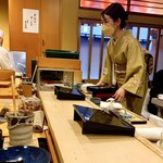 九段下　寿司政 - 安めぐみ風の女将さん