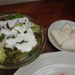 キッチン ブルー グローブ - サラダ、お新香のアップ