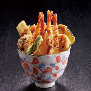 Enjoy freshly fried and Tempura tempura as a set meal or in a bowl♪