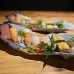 SUSHI DINING YUME - シェアできるように盛合せでの提供はもちろんのこと、単品で1貫からご注文も可能です⭐︎