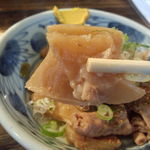 にこみ　鈴や - 煮込み もつリフト