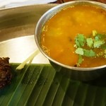 アーンドラ・キッチン - サンバル(豆と野菜のカレー）