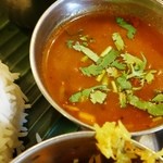 アーンドラ・キッチン - ラッサム（タマリンドと胡椒のスープ）