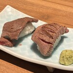 仙台牛タンと肉寿司 完全個室居酒屋 みちのく - 牛カルビ寿司、牛タン寿司