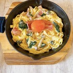 Hawaian Kafe Mahou No Pankeki - フィットチーネクリームパスタ