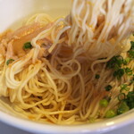 丿貫 - 麺の下にタレ