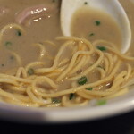 丿貫 - ブリスープに和え玉の麺