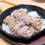 豚ステーキ専門店 B - 料理写真:豚ステーキ定食 １５０㌘☆